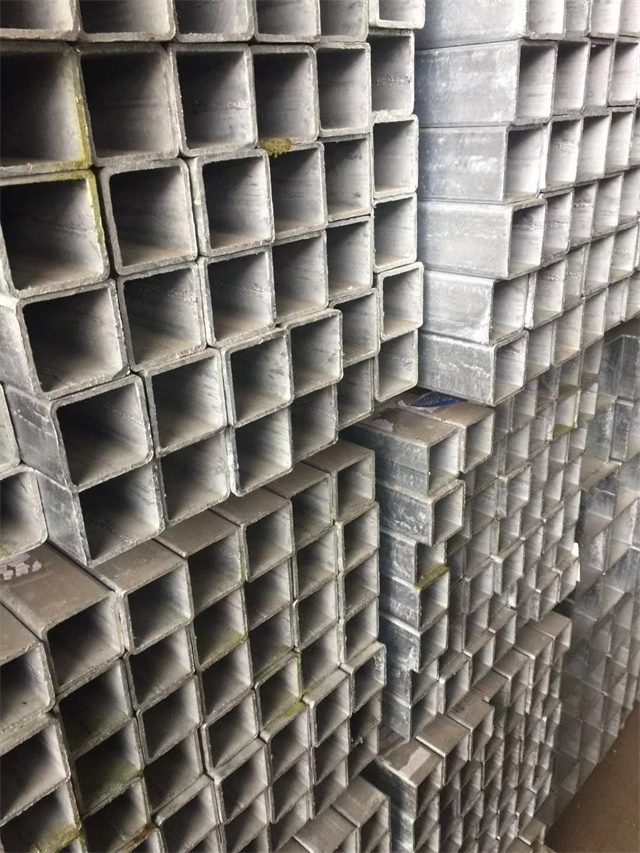 建华q345b热镀锌方管