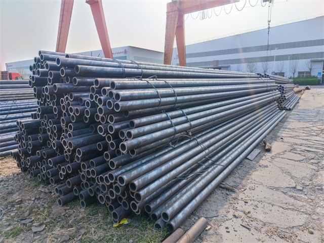建华Q355D小口径无缝钢管